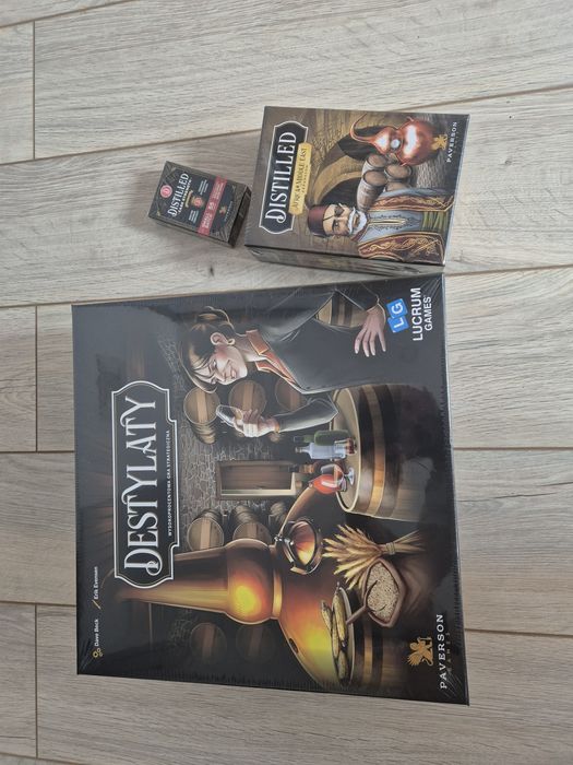 Sprzedam zestaw gier Destylaty (Distilled) + 2 dodatki.  Wszystko nowe w folii
