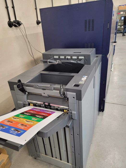 Konica Minolta AccurioPress C12000 - mały przebieg