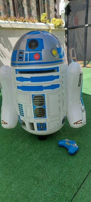 Boneco  insuflavel  com  comando