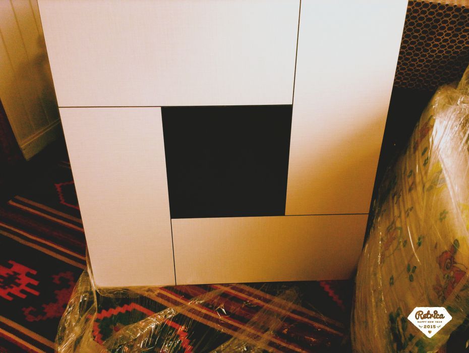 Торг! Журнальный стол 100*100см