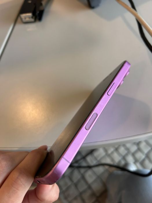 Iphone 16 cor de rosa