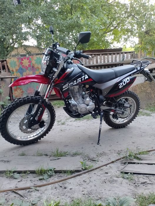 Продам мотоцикол Sparta Kross SD 200 майже новий в ідеальному стані
