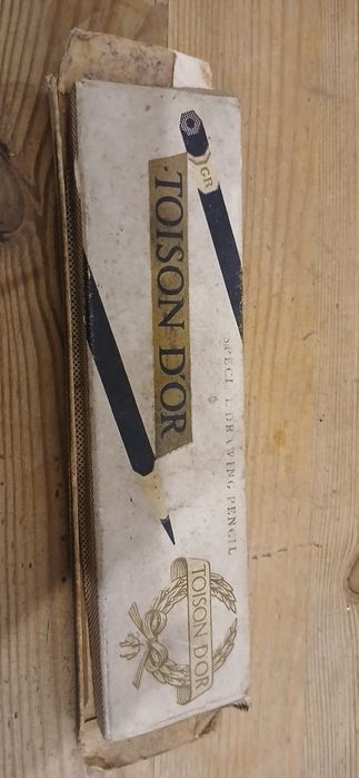 Stare ołówki, Royal, Kosmos, Zagłoba,Lajkonik, Medium