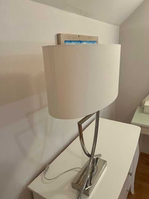Ekskluzywna lampa do salonu