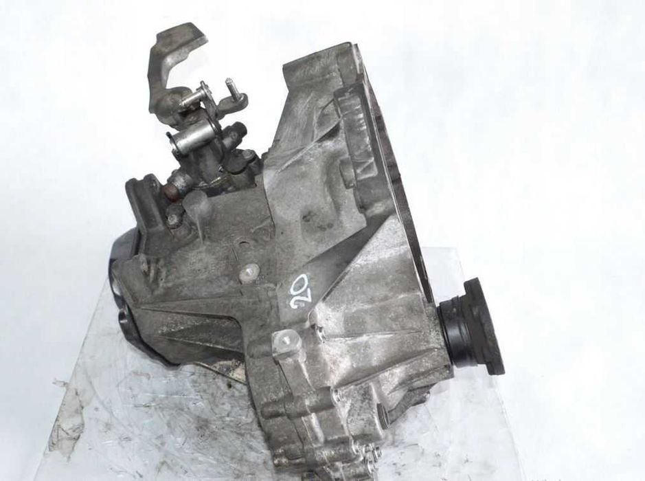 КПП коробка передач Golf 5 Octavia a5 Jetta Touran 1.4 1.6 FSI