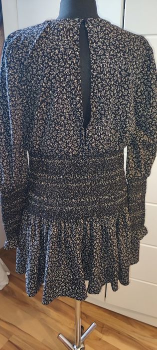 Sukienka firmy Topshop nowa ,zwiewna 40