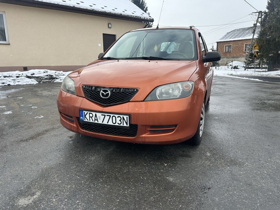 Mazda 2  STAN BDB