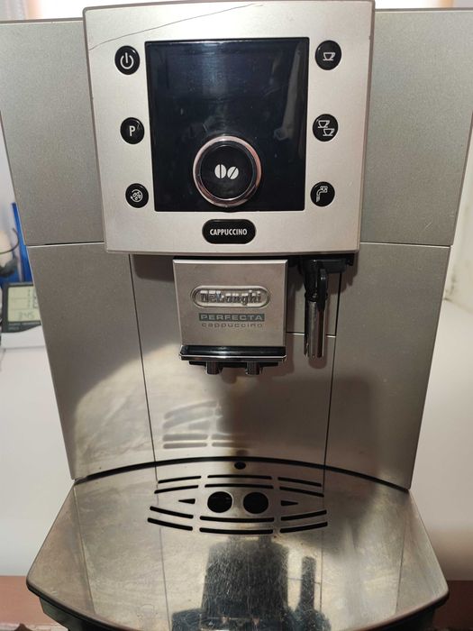 Кавомашина Delinghi Esam 5500