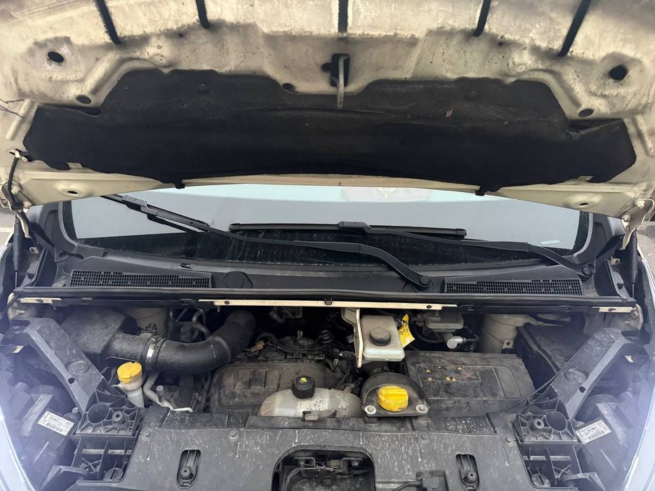 Продам Опель віваро пасажир максі база