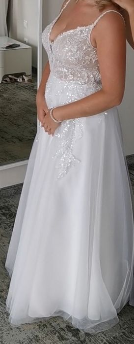 Suknia sukienka ślubna szyta z salonu błyszcząca