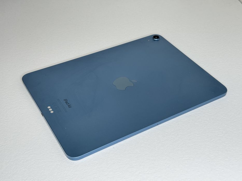 iPad Air 5 (A2588) - Apple M1 - 64GB - faktura VAT 23%