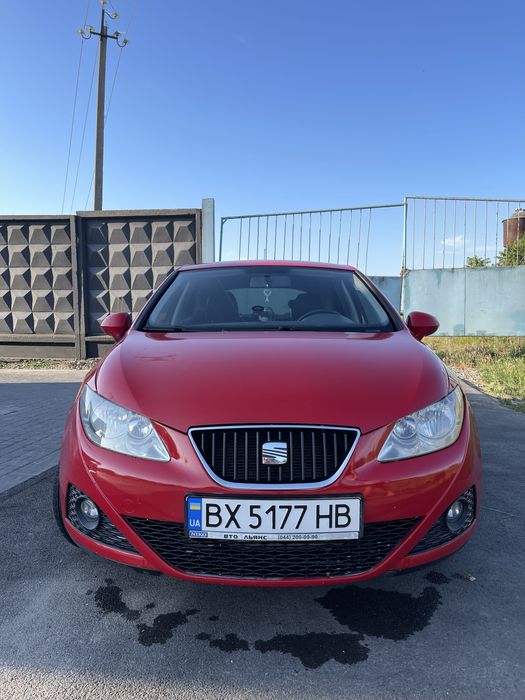 Продам Seat ibiza tdi 1.6 2011
