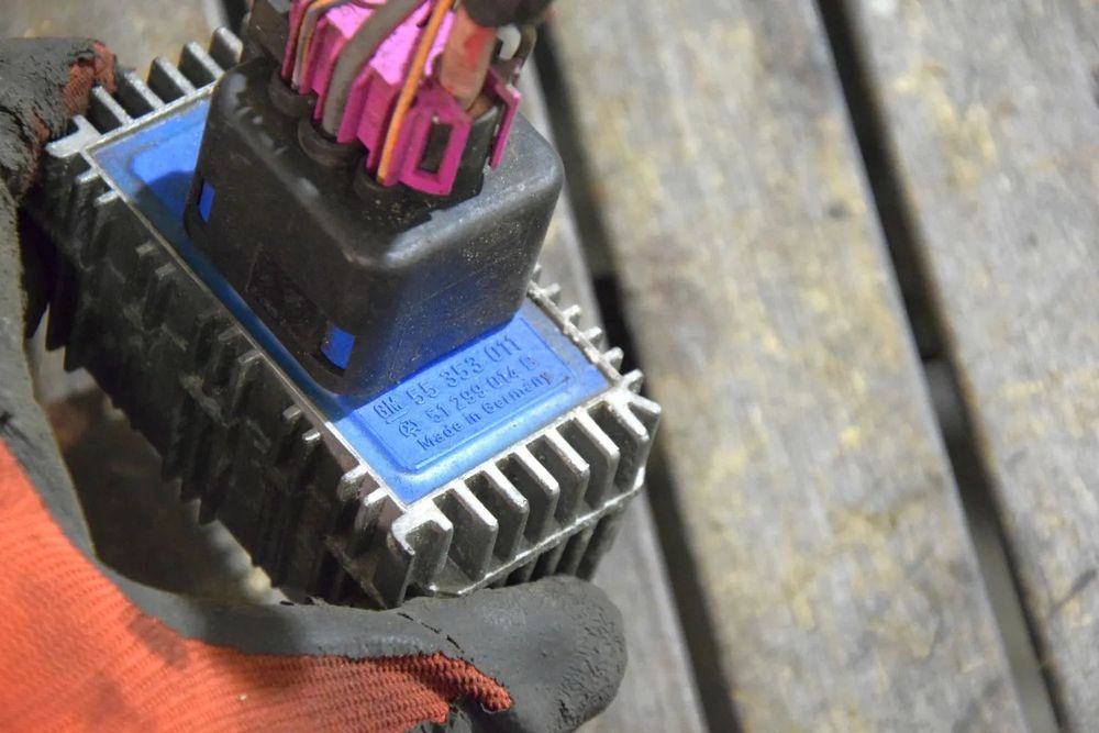 Opel Astra H Przekaźnik świec żarowych 55353011 51299014B