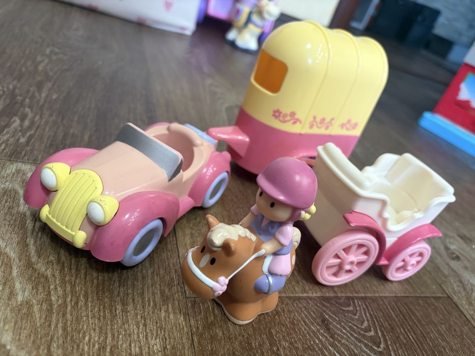 Игрушки fisher price little people