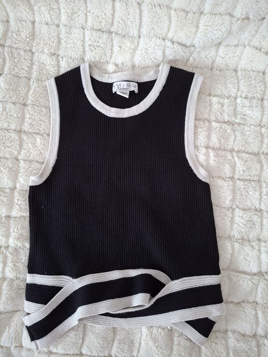 Top z pleceniem new yorker