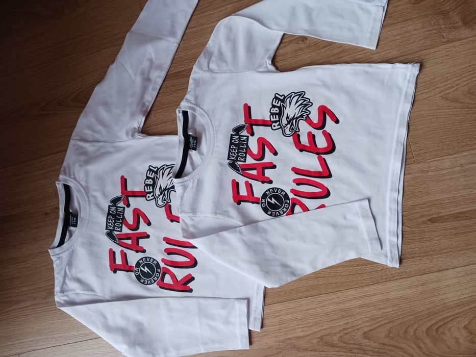 Bluzeczki chłopiec białe 126 i 122 bliźniaki