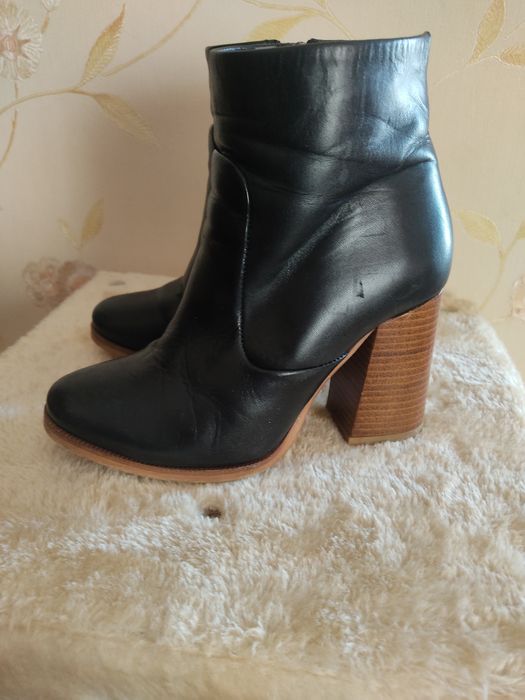 Botins pretos Eureko