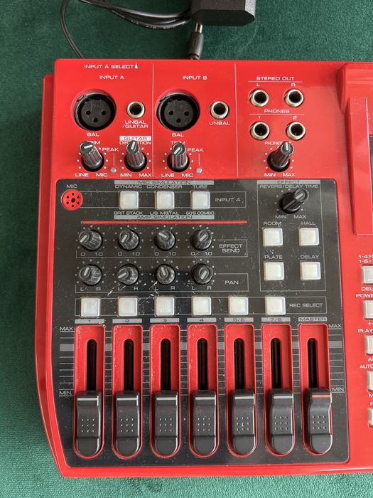 Gravador digital Fostex Multritracker MR-8