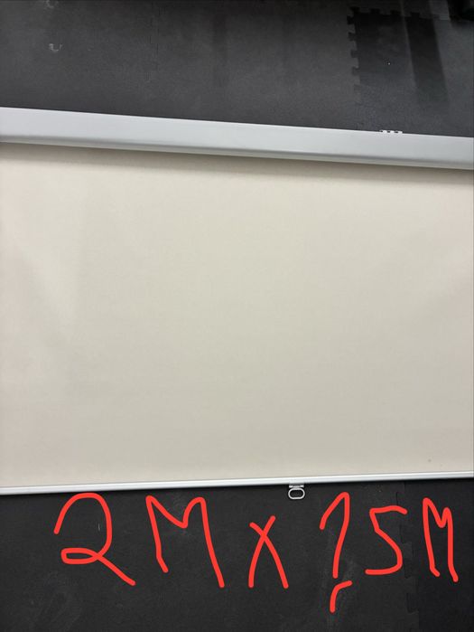 Toldo com retração automática