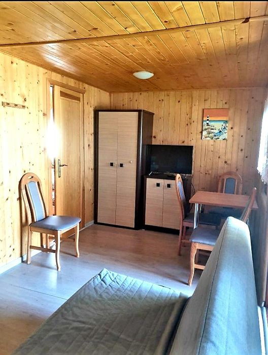 Domek Jastarnia  Molo szkółka windsurfingu,