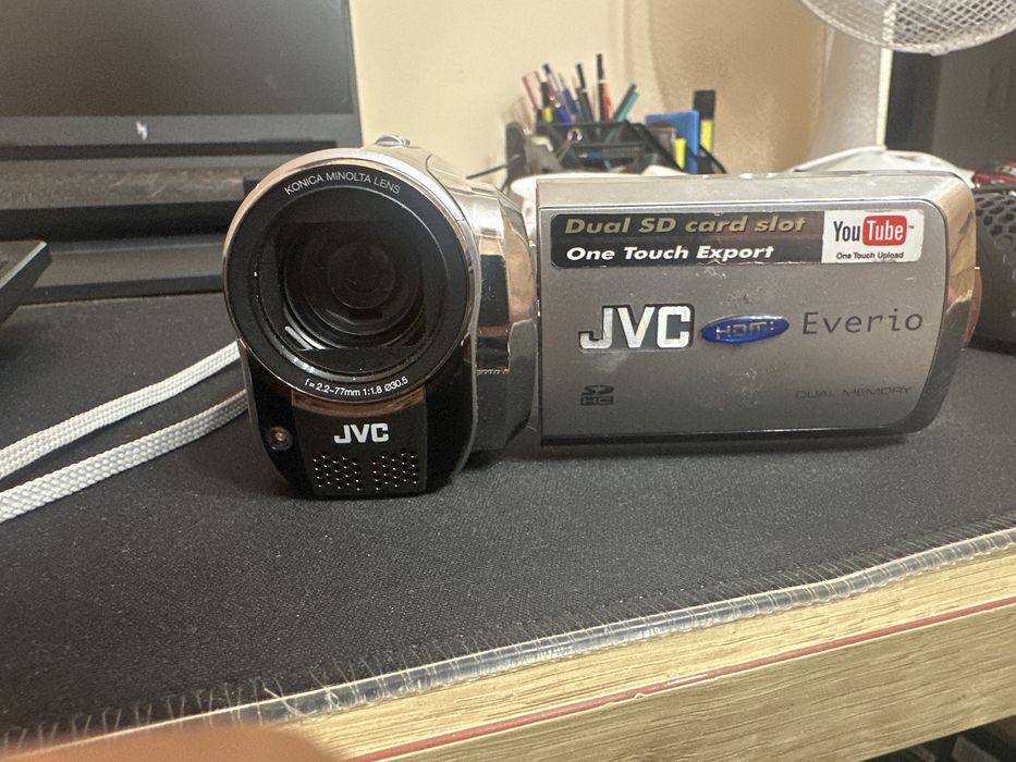 *MEGA TANIO* Kamera JVC gz-ms120se