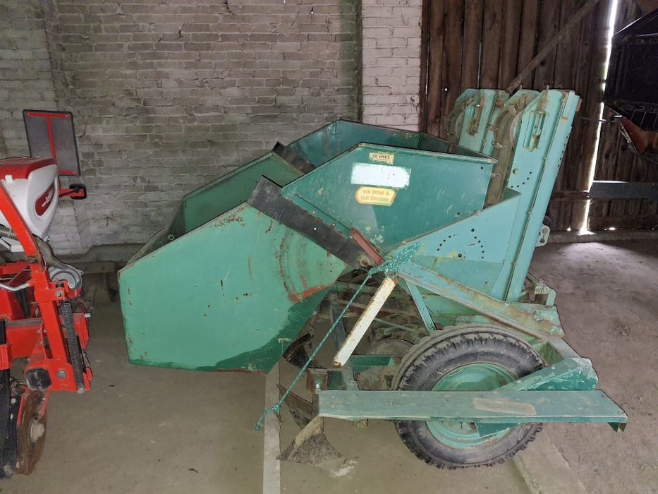 Sadzarka hassia 2x75 hydraulicznie podnoszonym kosz