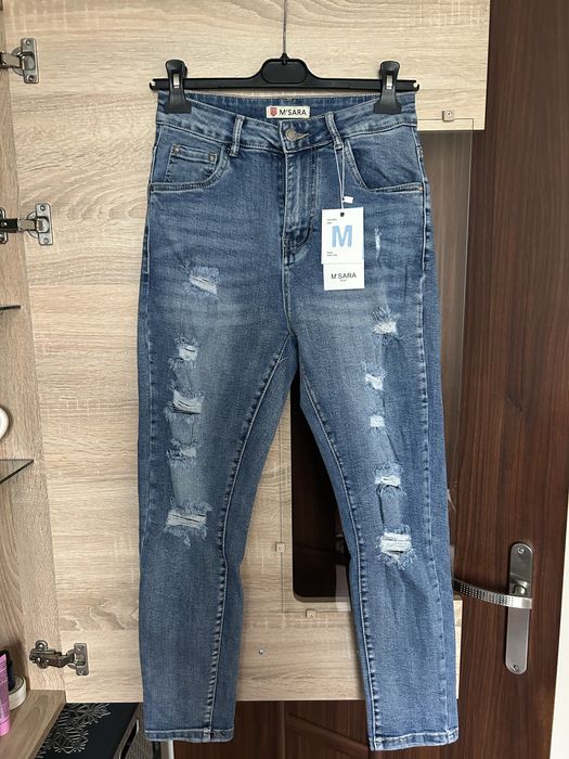 Dżinsy z przetarciami M.Sara mom jeans