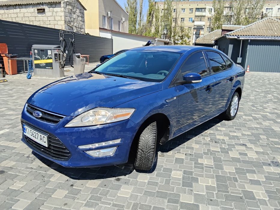продам автомобіль Форд Мондео
