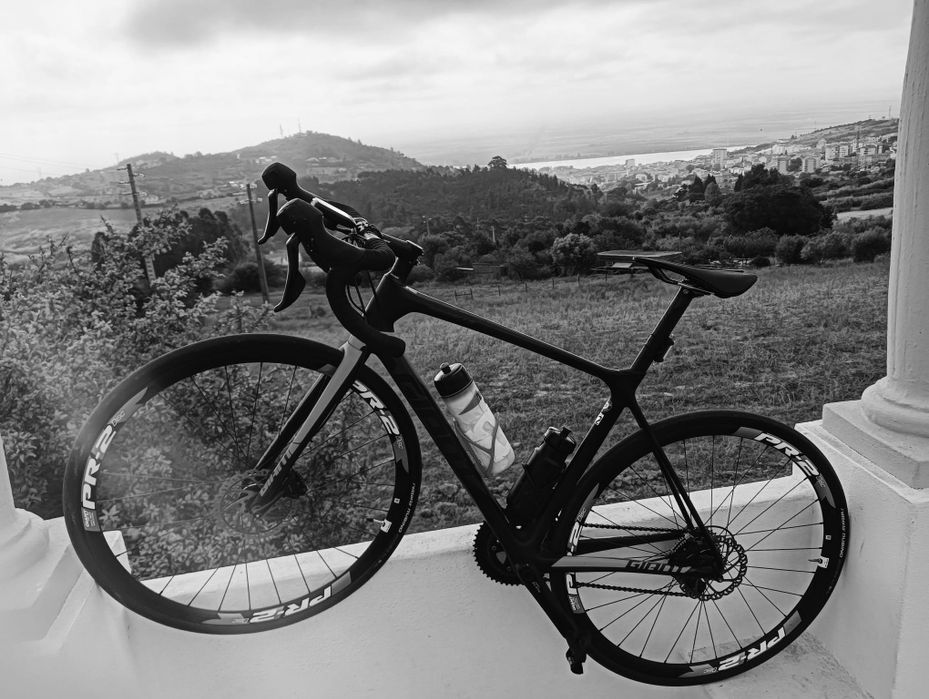 Bicicleta estrada Giant TCR carbono