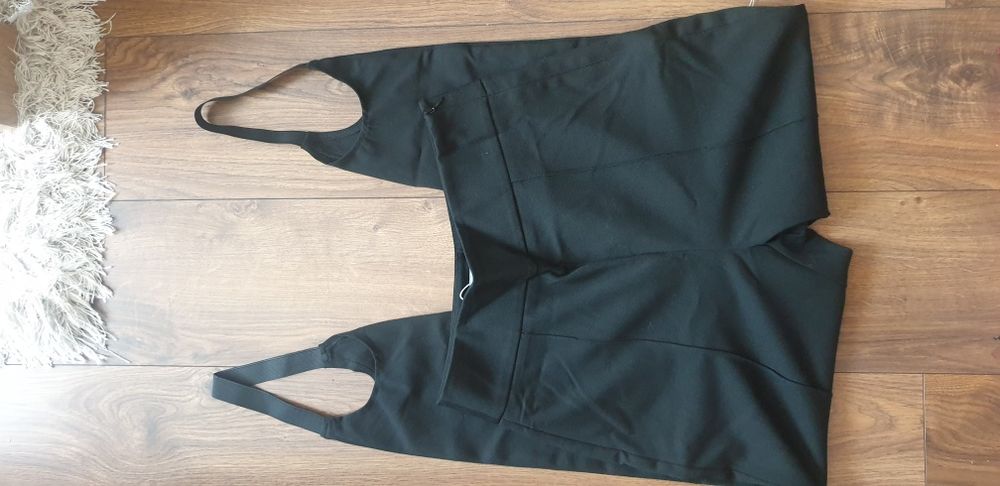 Nowe z metką spodnie czarne legginsy Reserved m/l