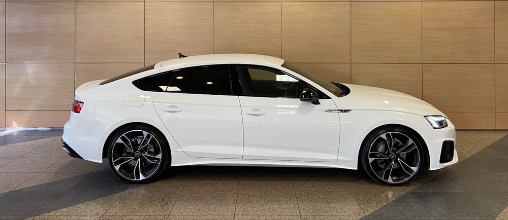 Wynajem samochodu do ślubu wolne terminy 2026