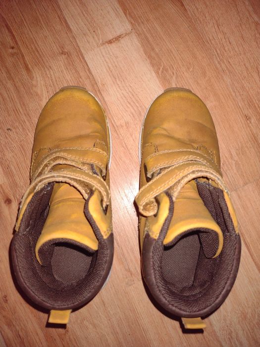 Buty chłopięce rozmiar 28