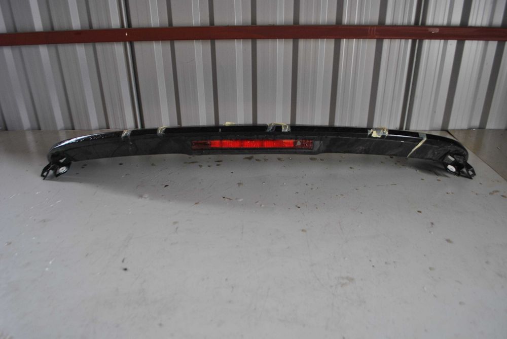 Spojler tylnej klapy Renault Megane IV