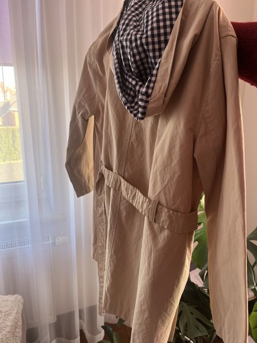 Продам тренч з поясом, дитячий