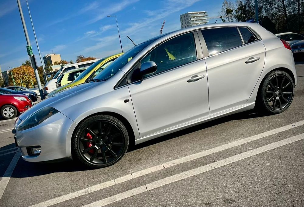 Fiat Bravo II 1.9 520nm 260hp 2.4 bar stage2