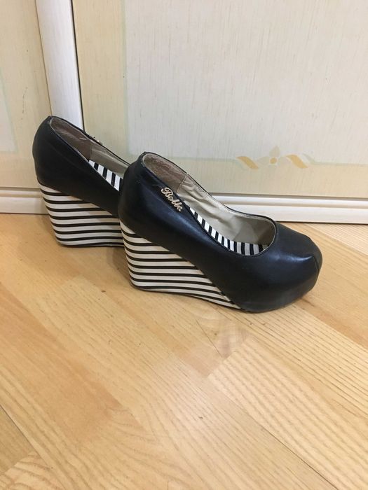Туфлі  жіночи  р.37 шкіра