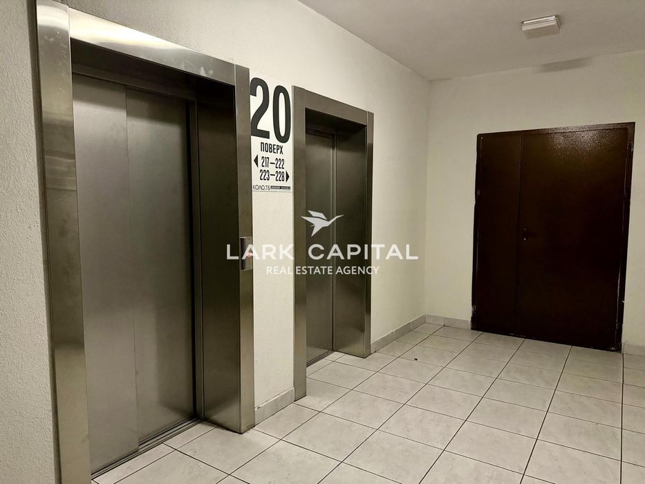 Киев        Соломенская ул., 20-В