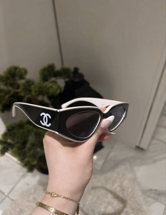 Okulary przeciwsłoneczne CHANEL