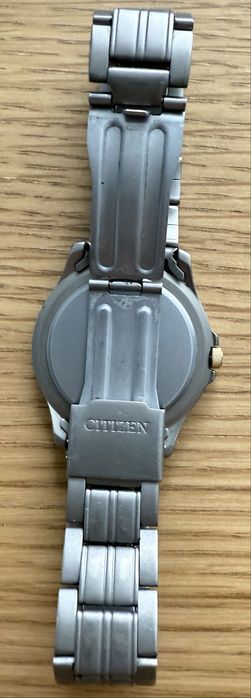 Часи чоловічі Citizen Titanium WR 100