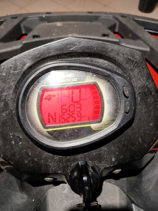 Moto 4 artic cat alterra 4x4