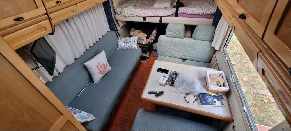 Hymer B544 (Fiat Ducato 2.5 Tdi cat 116cv ar condicionado) 6 lugares.