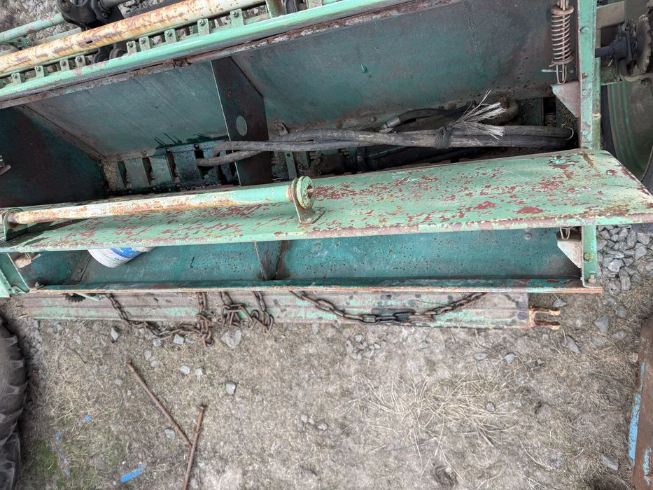 Сівалка зернова сз 3/6 робочий стан