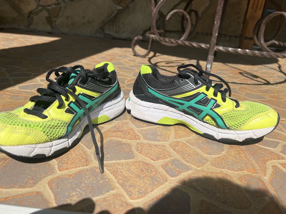 ASICS Кросівки літні, дитячі 35 розмір