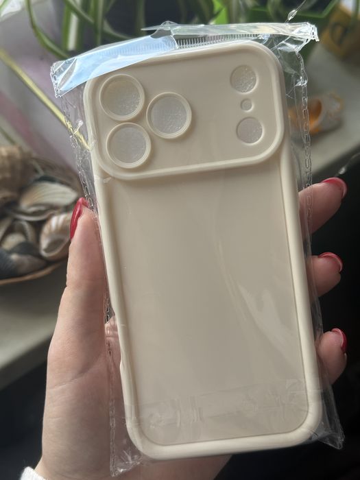 Чохол на iphone 17 pro max силіконовий (слонова кістка)