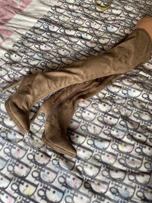 Kozaki, koty, stylowe wysokie za kolano , klasyczne eleganckie 37