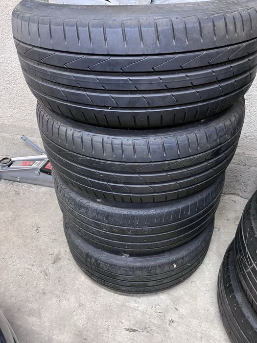 Літні шини 225 55 17 Hankook, Pirelli