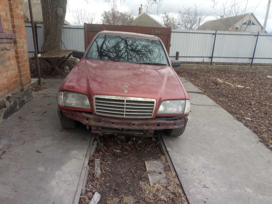 Mercedes w 202 c 180