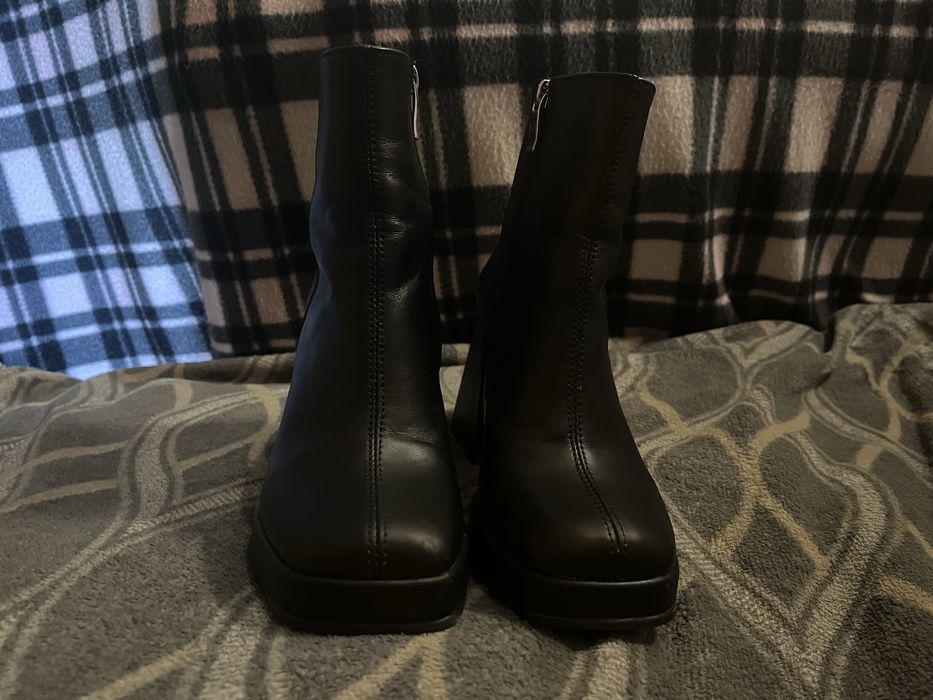 ботильоны на каблуке