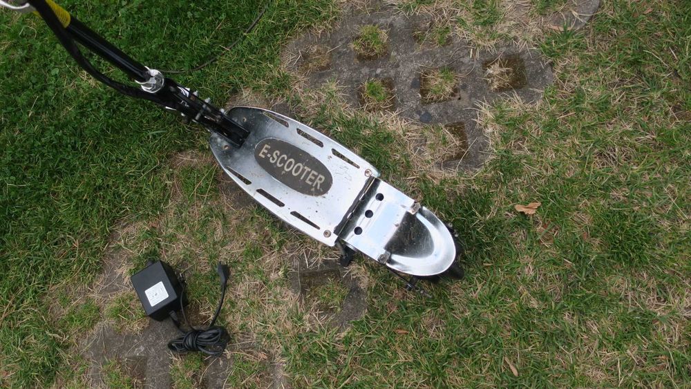 Hulajnoga elektryczna E-Scooter dziecięca