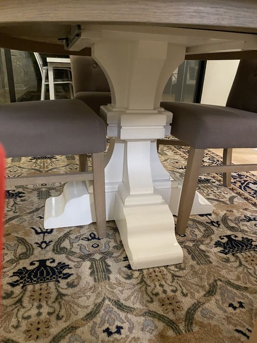 Mesa em Madeira Maciça 1,60mts x 1,20mts